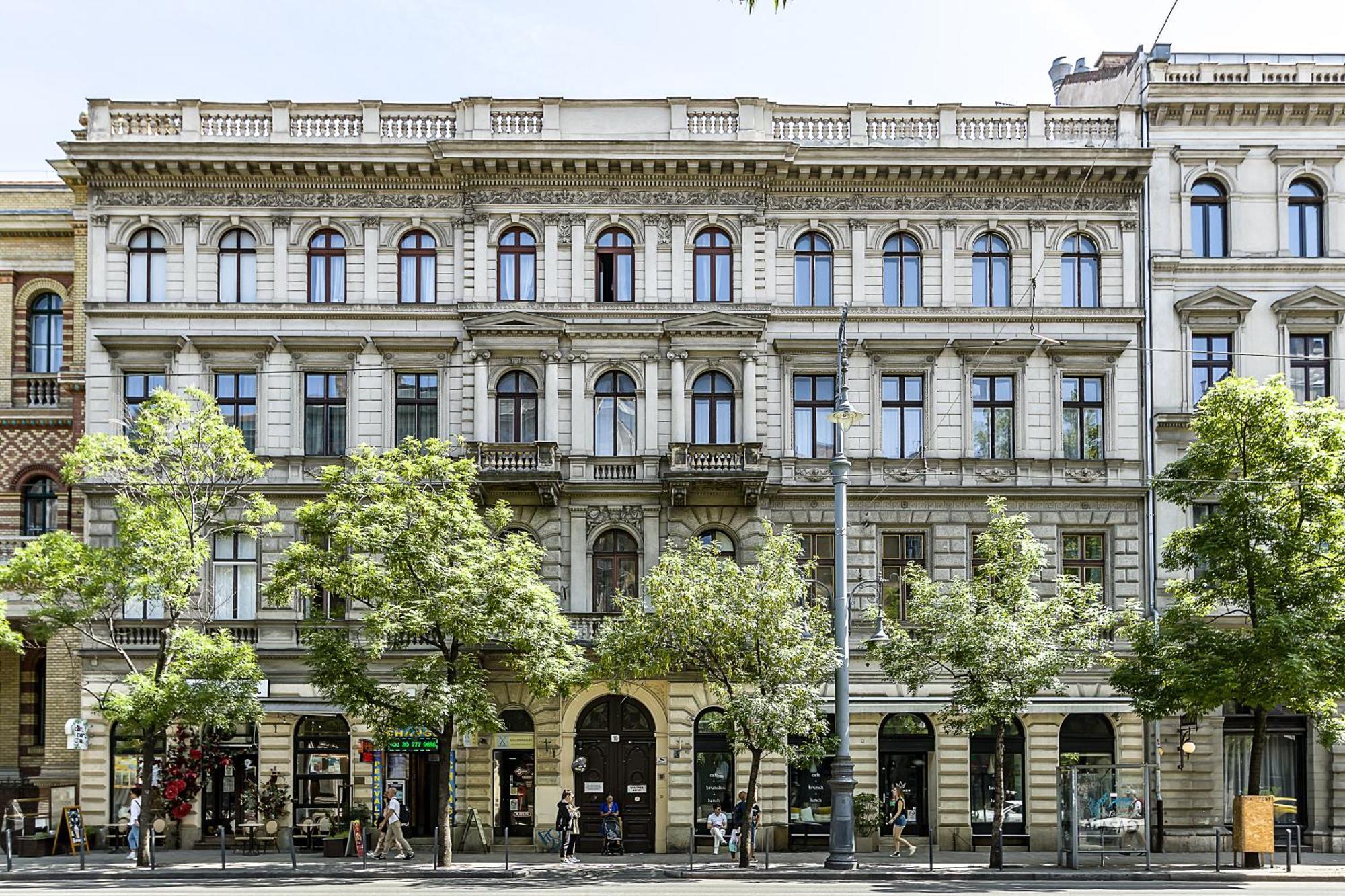 The Museum Living Budapest Exteriör bild